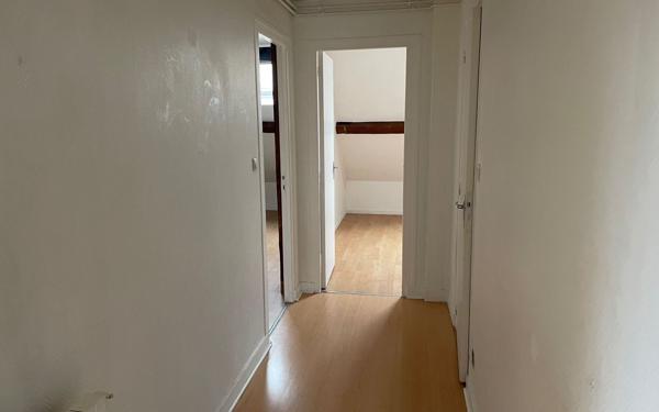 Appartement à louer    3 pièces • 42,36 m2 Compiègne