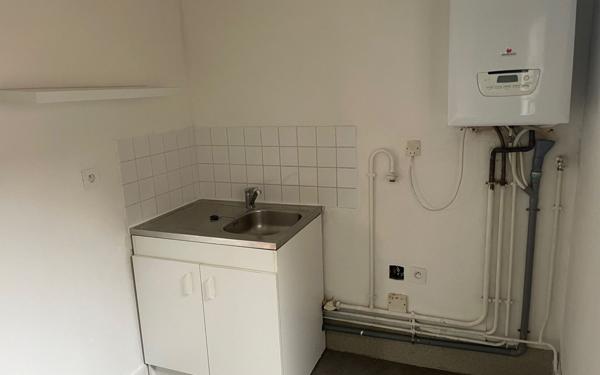 Appartement à louer    3 pièces • 42,36 m2 Compiègne