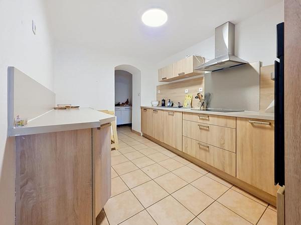 Maison à VILLEDIEU-LA-BLOUERE, 49450 - 4 pièces 91m²