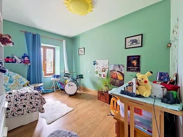 Maison à VILLEDIEU-LA-BLOUERE, 49450 - 4 pièces 91m²