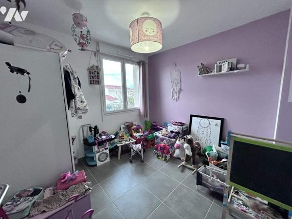 Villa récente T4 Climatisée Garage Jardin