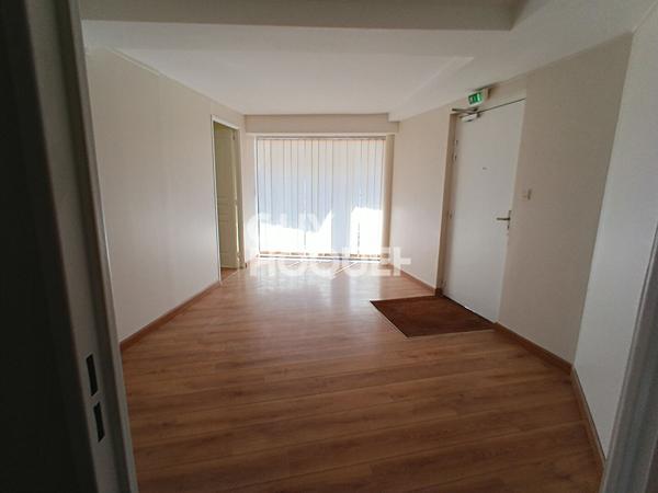 A louer local commercial Saint Pierre