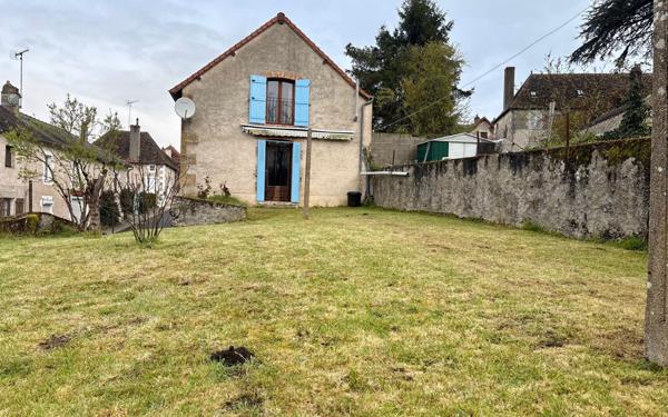 Maison à vendre    3 pièces •  Brigueil-le-Chantre