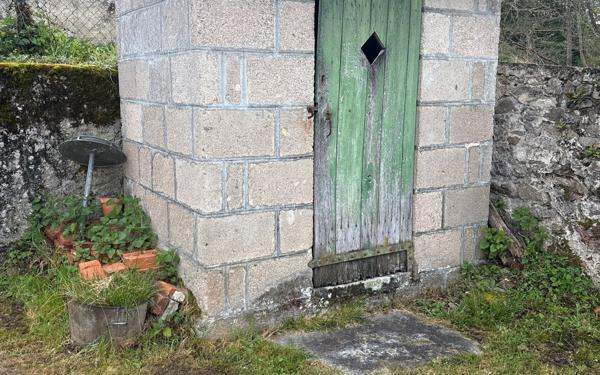 Maison à vendre    3 pièces •  Brigueil-le-Chantre