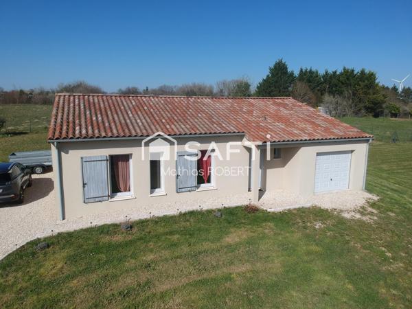 Pavillon récent de plain pied dans quartier résidentiel calme