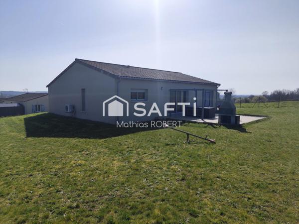 Pavillon récent de plain pied dans quartier résidentiel calme