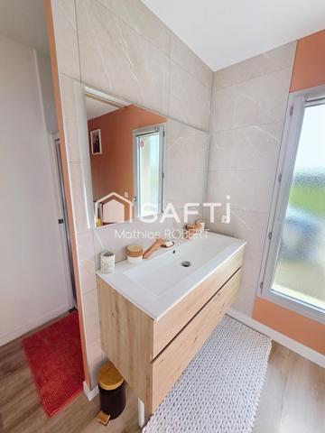 Pavillon récent de plain pied dans quartier résidentiel calme