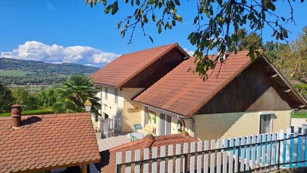 Yenne (73170) VILLA DE 167 M² SUR 4216 M² DE TERRAIN CLOS