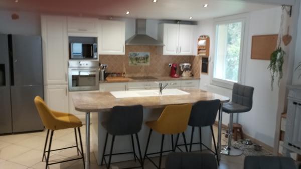 Yenne (73170) VILLA DE 167 M² SUR 4216 M² DE TERRAIN CLOS