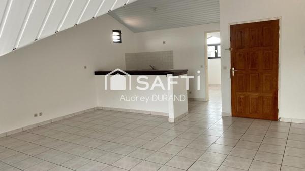 SPACIEUX STUDIO AVEC BALCON