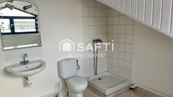 SPACIEUX STUDIO AVEC BALCON