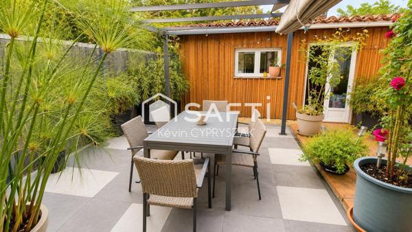 Maison familiale 225m² avec terrasse.
