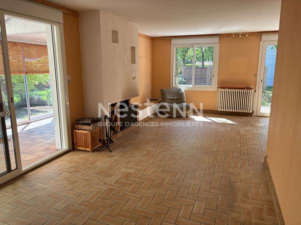 Maison plain-pied de 139m² à vendre à Bressuire, proche écoles et commodités
