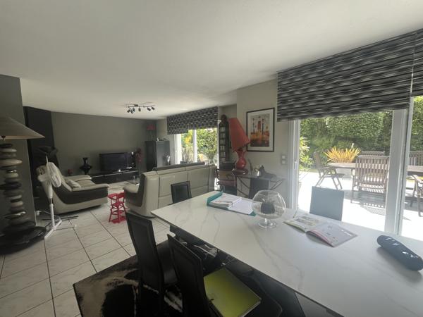 À l'Est de Vannes – Maison familiale parfaitement entretenue avec jardin exposé sud