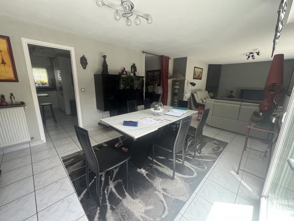 À l'Est de Vannes – Maison familiale parfaitement entretenue avec jardin exposé sud