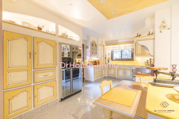 Maison à vendre 6 pièces de 237 m²