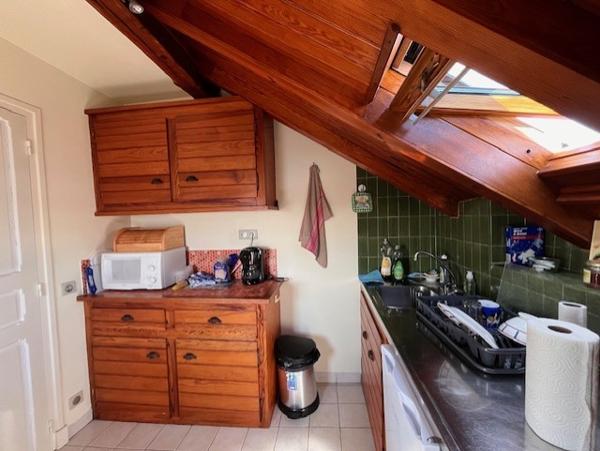 LUMINEUX T3 MEUBLE VU SUR MER