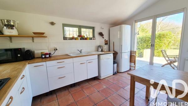Maison à vendre 8 pièces 174 m² Aix-en-Provence