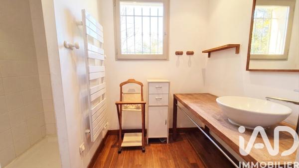 Maison à vendre 8 pièces 174 m² Aix-en-Provence