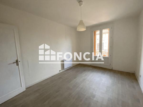 Location Appartement 3 pièces 81.5 m² - 177 AVENUE JEAN MOULIN Valros 34290