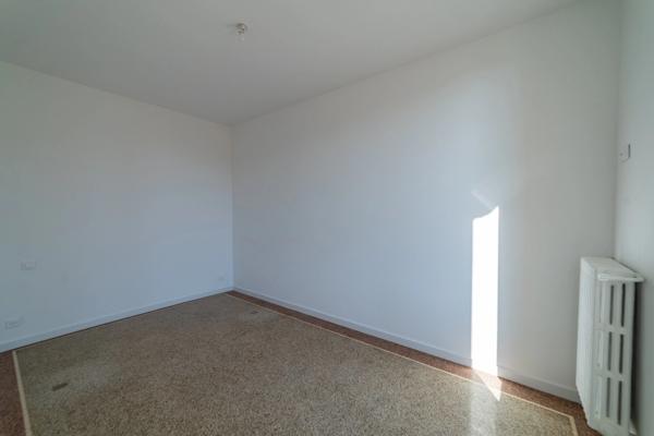 A louer, Appartement T3, 55 m², Quartier Le Port, Nice 06300, Alpes-Maritimes