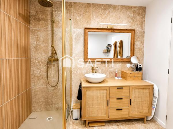 Appartement T3 rénové avec cour intérieure