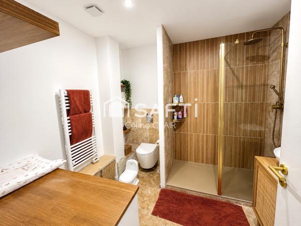 Appartement T3 rénové avec cour intérieure