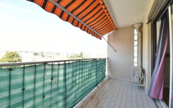 Appartement à vendre    2 pièces • 63,90 m2 Romans-sur-Isère