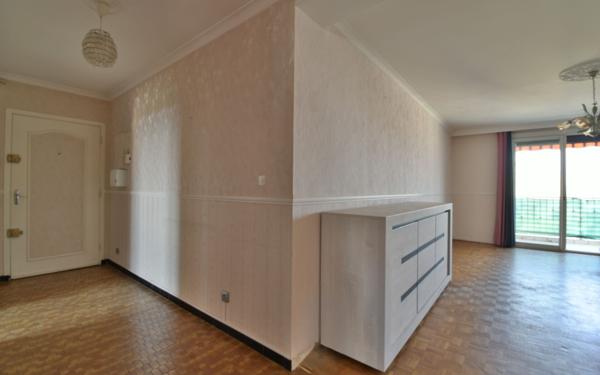 Appartement à vendre    2 pièces • 63,90 m2 Romans-sur-Isère