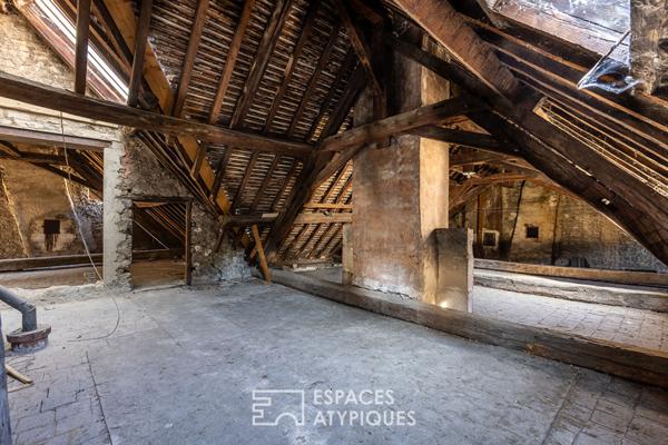 Plateau à aménager avec son garage dans un hôtel particulier du XVIIIe