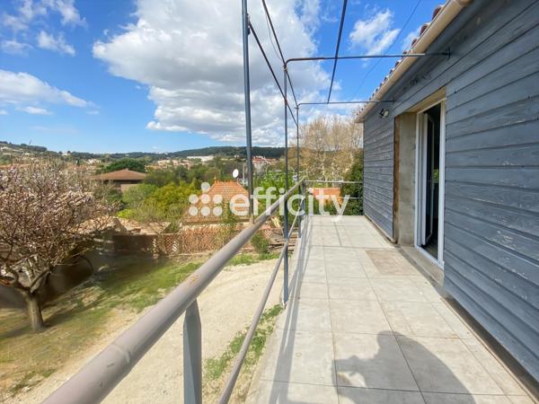 Maison
         6 pièces
        - 145 m² 460 000 € *