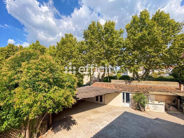 Maison
         6 pièces
        - 145 m² 460 000 € *