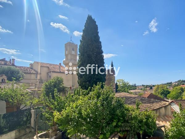 Maison
         6 pièces
        - 145 m² 460 000 € *