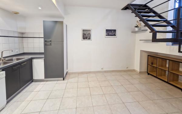 Appartement à vendre    2 pièces • 34 m2 Villeneuve-lès-Avignon