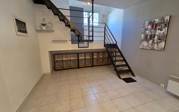 Appartement à vendre    2 pièces • 34 m2 Villeneuve-lès-Avignon
