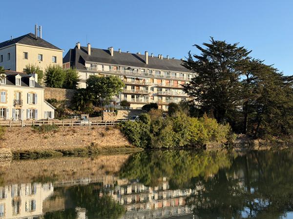 T.3 AURAY Vue sur SAINT GOUSTAN - 67 m² avec garage et cave , Auray