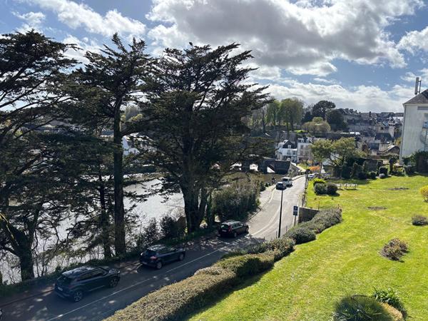 T.3 AURAY Vue sur SAINT GOUSTAN - 67 m² avec garage et cave , Auray