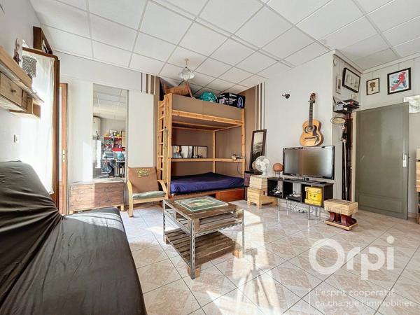 Appartement à vendre    2 pièces • 37,32 m2 Villeurbanne