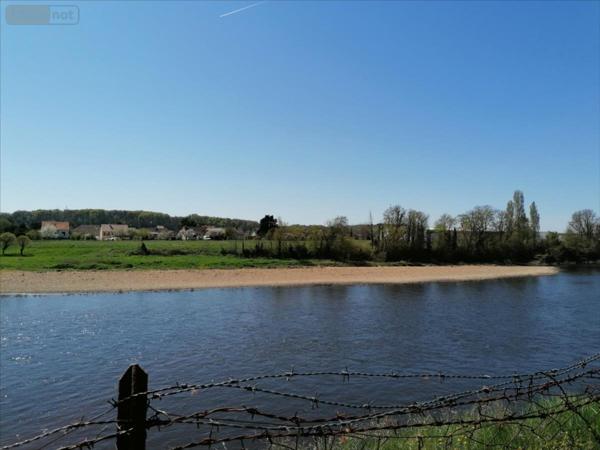 Maison de ville à vendre à Descartes dans l'Indre-et-Loire (37160), ref : 082/324