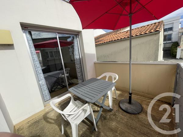 Appartement T2 à vendre  2 pièces - 42,26 m 2   ROYAN  - 17
