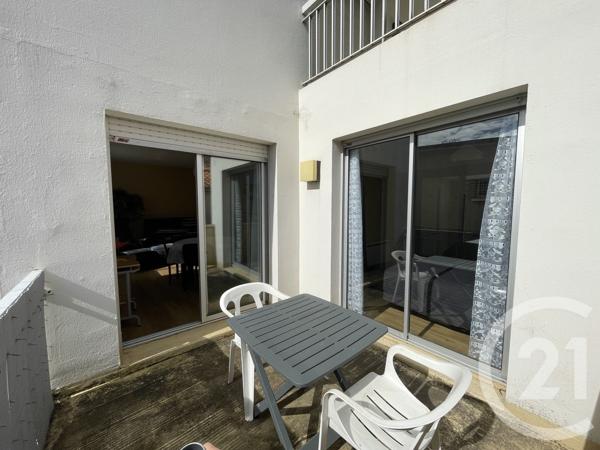 Appartement T2 à vendre  2 pièces - 42,26 m 2   ROYAN  - 17