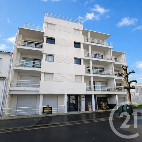 Appartement T2 à vendre  2 pièces - 42,26 m 2   ROYAN  - 17