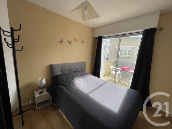 Appartement T2 à vendre  2 pièces - 42,26 m 2   ROYAN  - 17