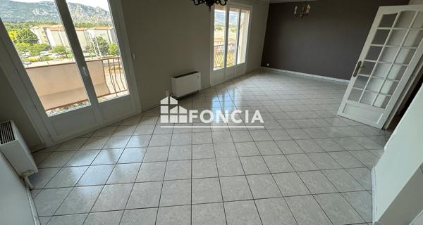 Location Appartement 4 pièces 78.62 m² - Bourg-lès-valence 26500