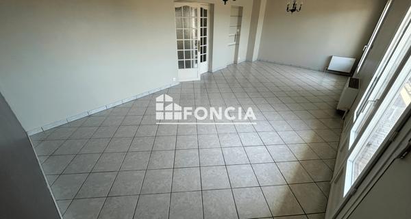 Location Appartement 4 pièces 78.62 m² - Bourg-lès-valence 26500