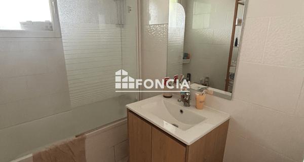Location Appartement 4 pièces 78.62 m² - Bourg-lès-valence 26500
