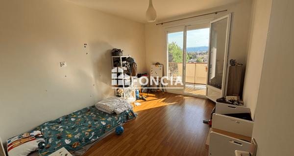 Location Appartement 4 pièces 78.62 m² - Bourg-lès-valence 26500