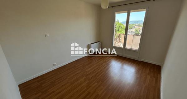 Location Appartement 4 pièces 78.62 m² - Bourg-lès-valence 26500