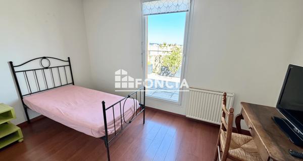 Location Appartement 5 pièces 96.85 m² - Villeurbanne 69100