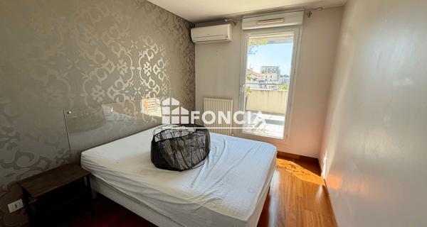 Location Appartement 5 pièces 96.85 m² - Villeurbanne 69100